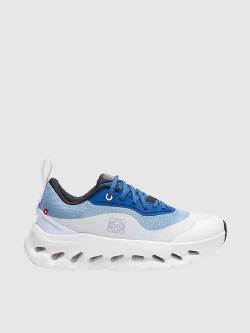 로에베 x 온 러닝 클라우드틸트 2.0 블루 화이트